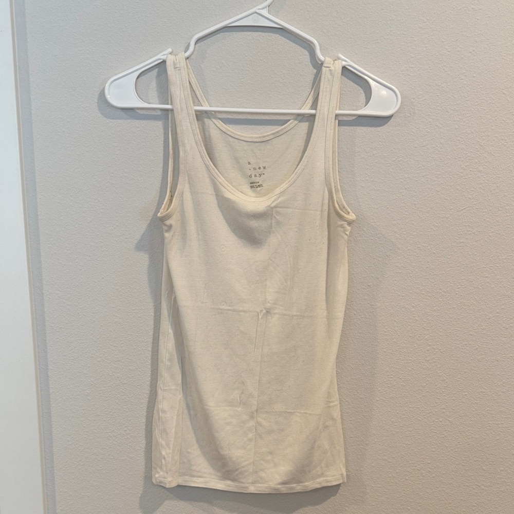 a new day Women's Off-White Tank Top